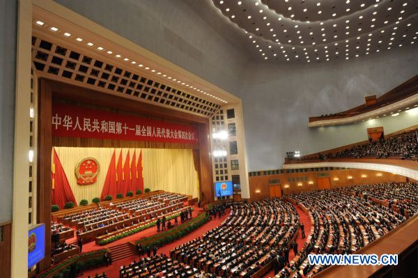 Il Parlamento cinese adotta il 12° piano quinquennale 2011